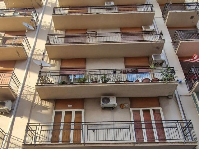 Appartamento in vendita di 110 m² in Via fratelli bandiera, 32
