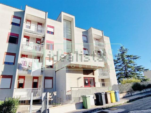Appartamento in vendita di 110 m² in Via Fratelli Griffi