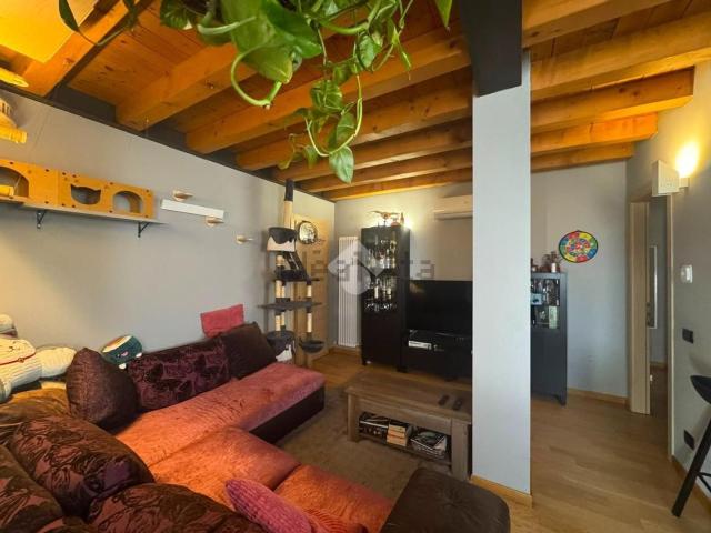 Appartamento in vendita di 110 m² in Via Fratelli Guardi