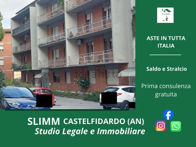 Appartamento in vendita di 110 m² in Via Igino Simboli