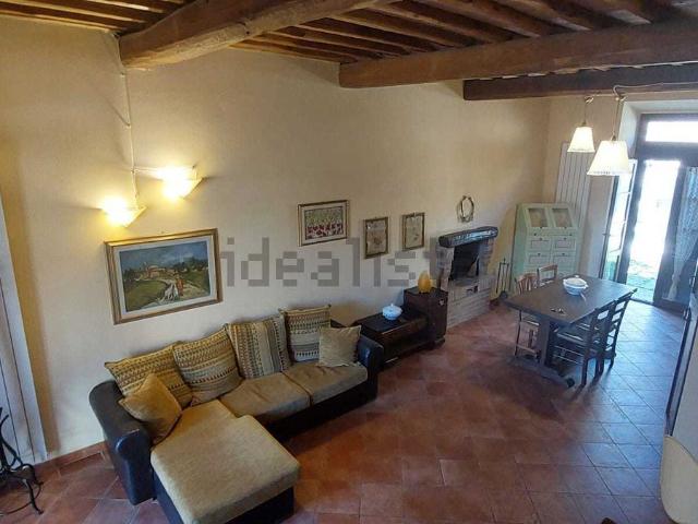Appartamento in vendita di 110 m² in Via Lauretana Antica