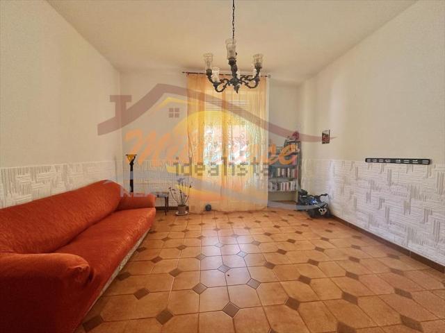Appartamento in vendita di 110 m² in Via Lazio