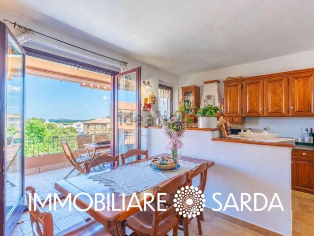 Appartamento in vendita di 110 m² in Via la Galatea