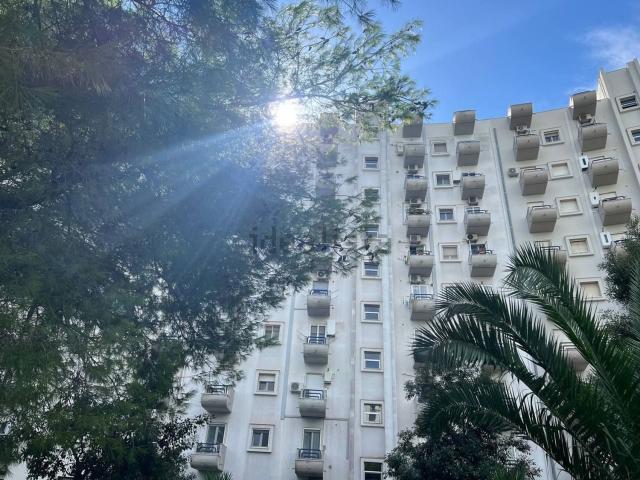 Appartamento in vendita di 110 m² in Via Lago di Nemi, 86