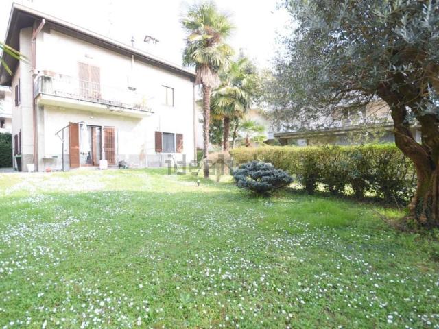 Appartamento in vendita di 110 m² in Via Lambro