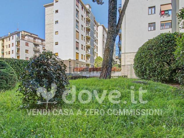 Appartamento in vendita di 110 m² in Via Legionari in Polonia, 17