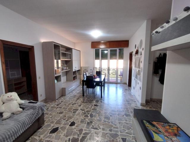 Appartamento in vendita di 110 m² in Via Leonardo Da Vinci