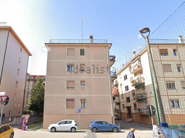 Appartamento in vendita di 110 m² in Via Leonida Bissolati, 52