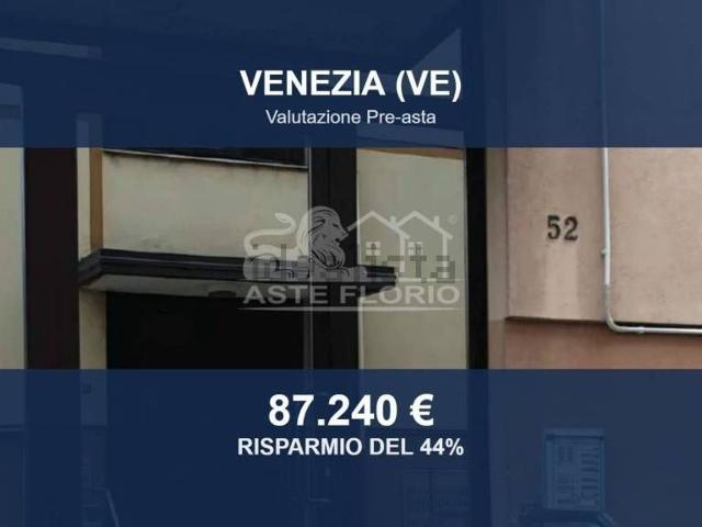 Appartamento in vendita di 110 m² in Via Leonida Bissolati, 52