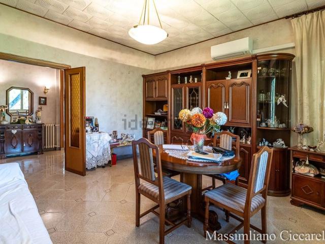 Appartamento in vendita di 110 m² in Via Ludovico de Simoni
