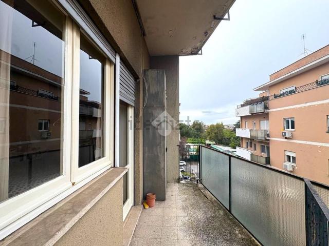 Appartamento in vendita di 110 m² in Via Luigi Capuana, 54