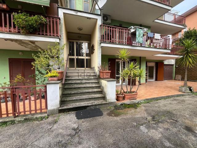 Appartamento in vendita di 110 m² in Via Luigi Fortunati, 47