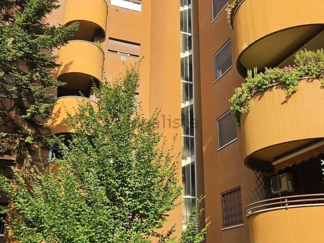 Appartamento in vendita di 104 m² in Via Molise, 15