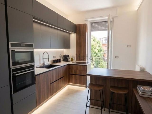 Appartamento in vendita di 110 m² in Via Monsignor Giovanni Caviggioli