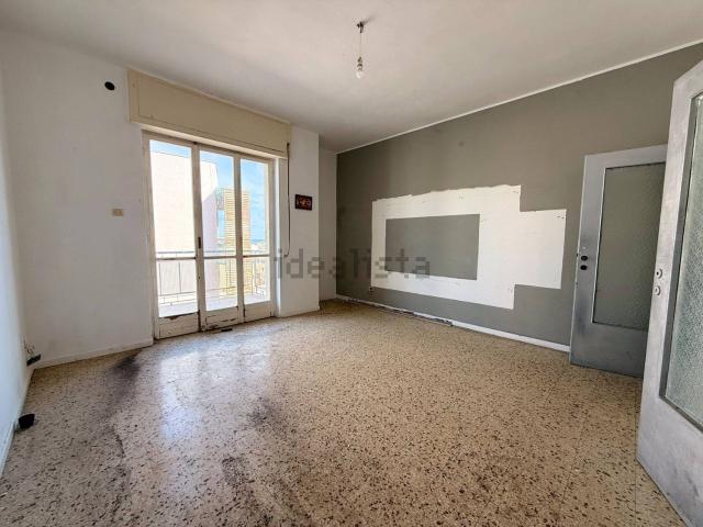 Appartamento in vendita di 110 m² in Via Monsignore Giacomo Carabelli