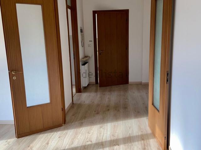 Appartamento in vendita di 110 m² in Via Monte Festa, 24