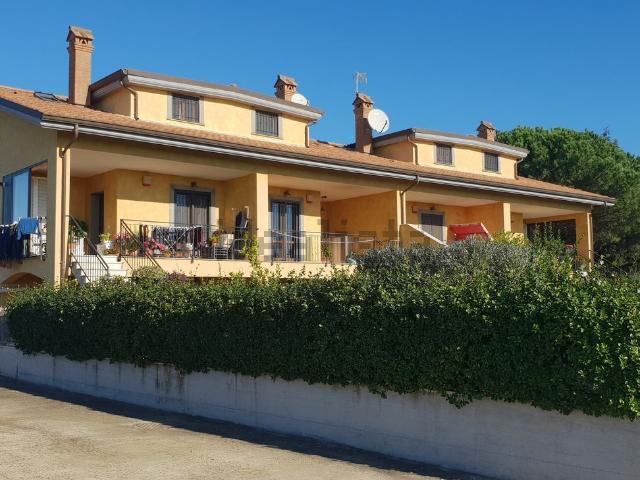 Appartamento in vendita di 110 m² in Via Macerata, 31