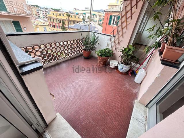 Appartamento in vendita di 110 m² in Via Manfredi Luigi