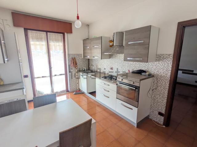 Appartamento in vendita di 110 m² in Via Mantovana