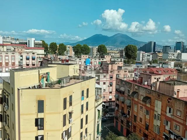 Appartamento in vendita di 110 m² in Via Marco Aurelio Severino