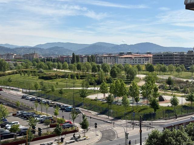 Appartamento in vendita di 110 m² in Via Mario Ulivelli, 23