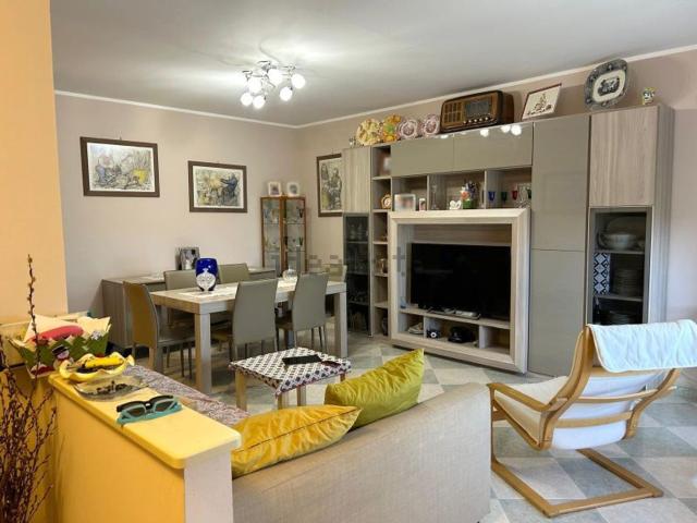 Appartamento in vendita di 110 m² in Via Maria Messina