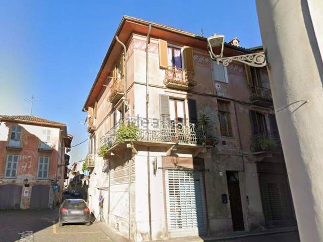Appartamento in vendita di 110 m² in Via Martiri della Libertà, 16