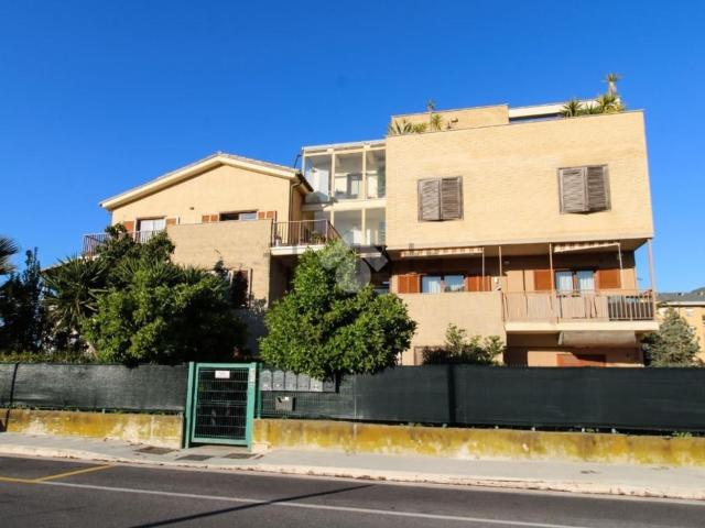 Appartamento in vendita di 110 m² in Via Martiri delle Foibe, 22