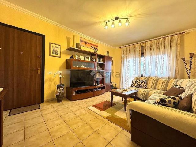 Appartamento in vendita di 110 m² in Via Martiri di Via Fani