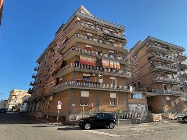 Appartamento in vendita di 110 m² in Via Massimo d&apos  Azeglio, 12