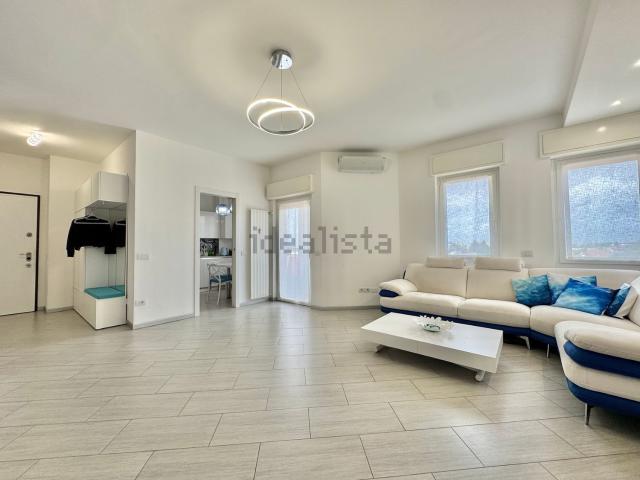 Appartamento in vendita di 110 m² in Via Michelangelo Buonarroti, 42