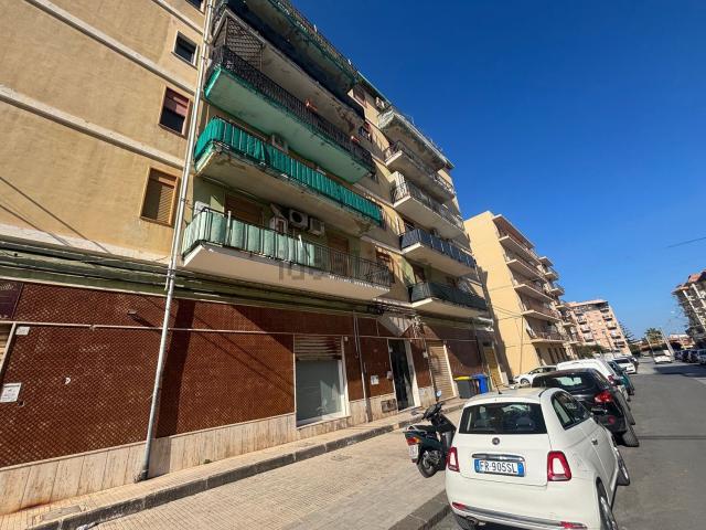 Appartamento in vendita di 110 m² in Via Michele Bonanno