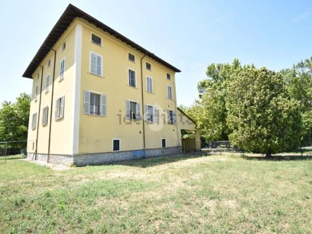 Appartamento in vendita di 110 m² in Via N. Venturini