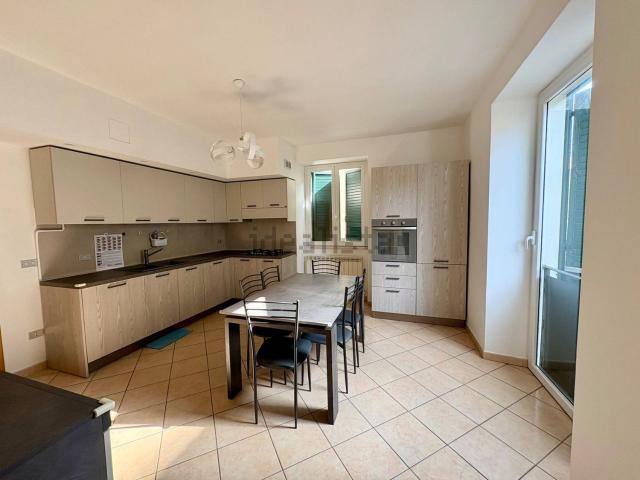 Appartamento in vendita di 110 m² in Via Nazario Sauro, 43