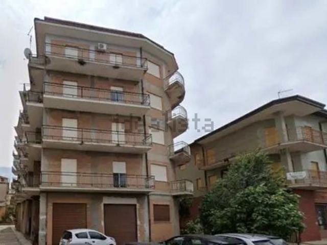 Appartamento in vendita di 110 m² in Via Nazionale, 196