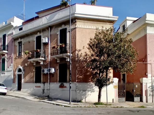 Appartamento in vendita di 110 m² in Via Nicolò da Reggio, 1