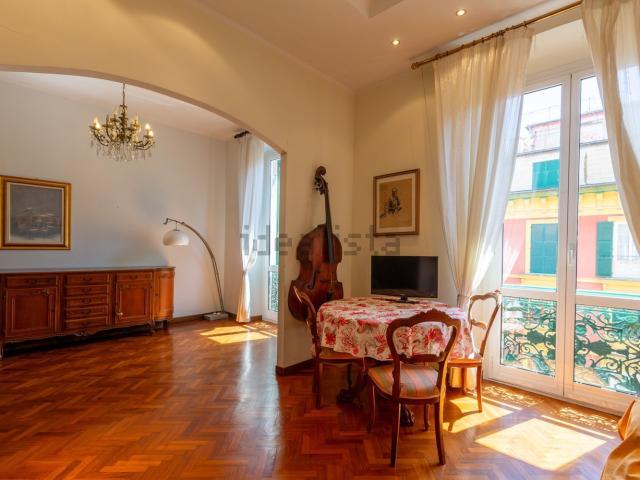 Appartamento in vendita di 110 m² in Via Nino Bixio, 4