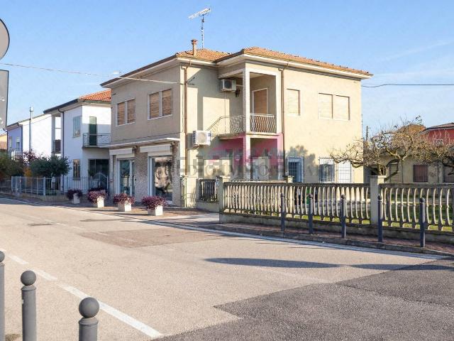 Appartamento in vendita di 110 m² in Via Nuova, 19