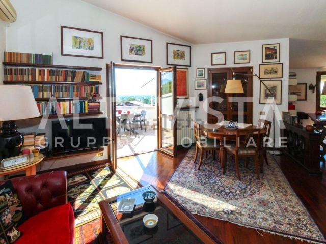 Appartamento in vendita di 110 m² in Via San Albano