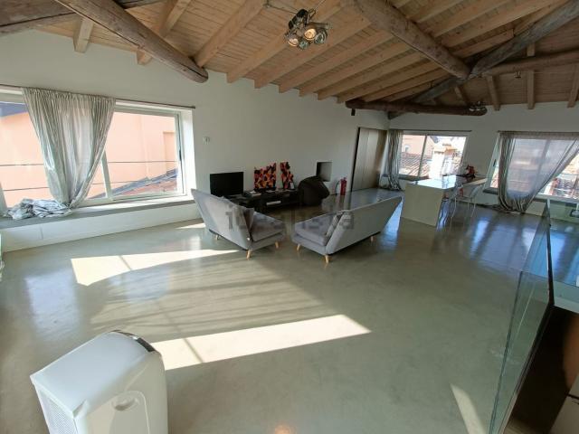 Appartamento in vendita di 110 m² in Via San Bernardino, 6