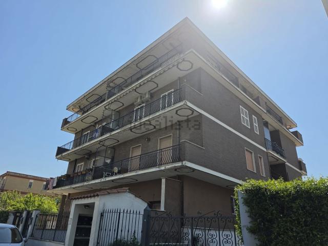 Appartamento in vendita di 110 m² in Via San Giovanni la Punta