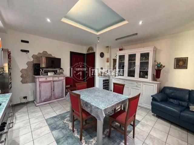 Appartamento in vendita di 110 m² in Via San Quirico