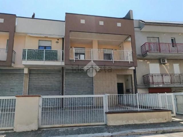Appartamento in vendita di 110 m² in Via Sannicandro, 38