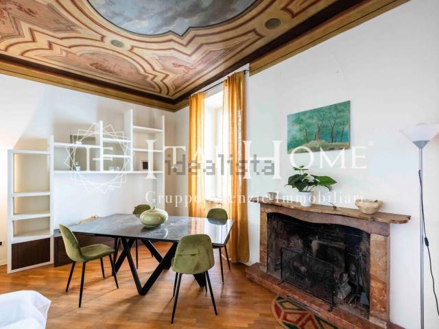 Appartamento in vendita di 110 m² in Via Sant&apos Alessandro