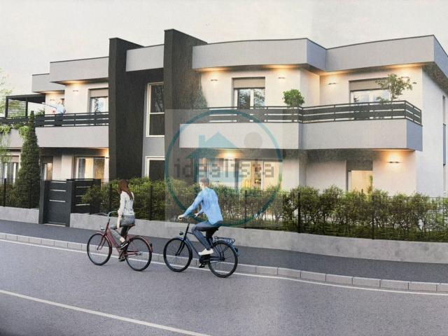 Appartamento in vendita di 110 m² in Via Sant&apos Ambrogio