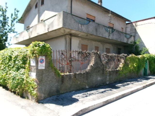 Appartamento in vendita di 110 m² in Via Sant&apos Andrea, 62