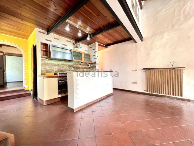 Appartamento in vendita di 110 m² in Via Sant&apos Andrea a Rovezzano, 44