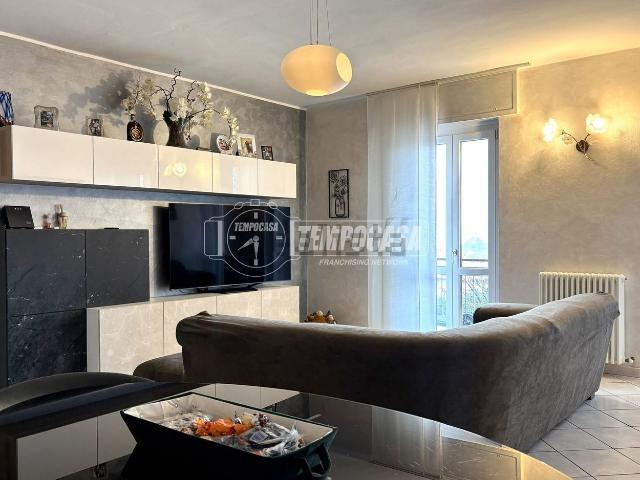 Appartamento in vendita di 110 m² in Via Sant&apos  Eufemia, 7