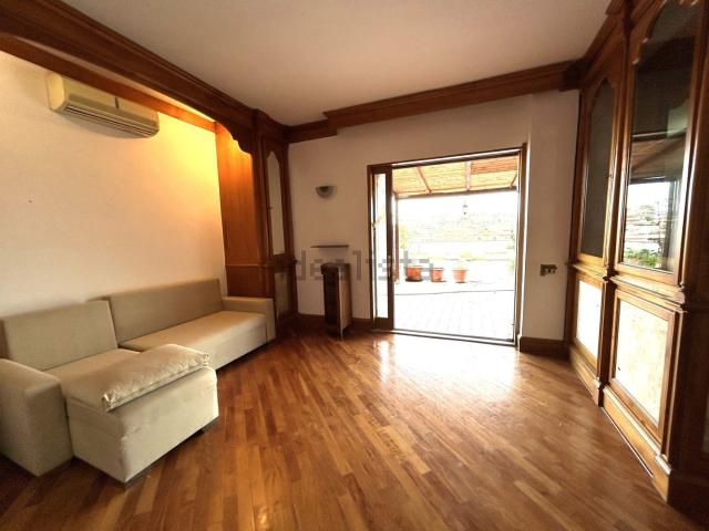 Appartamento in vendita di 110 m² in Via Santa Seconda