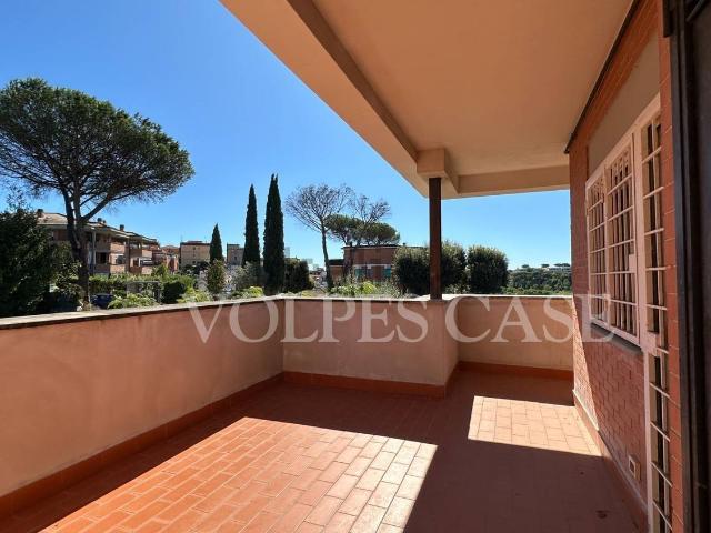 Appartamento in vendita di 110 m² in Via Saronno